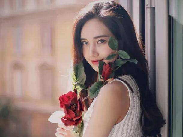 可以吃瓜的娱乐圈文女主